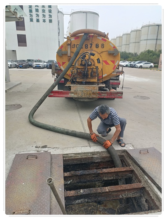 武平隔油池清掏