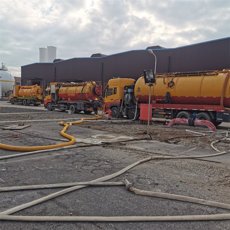 武平污水池清理