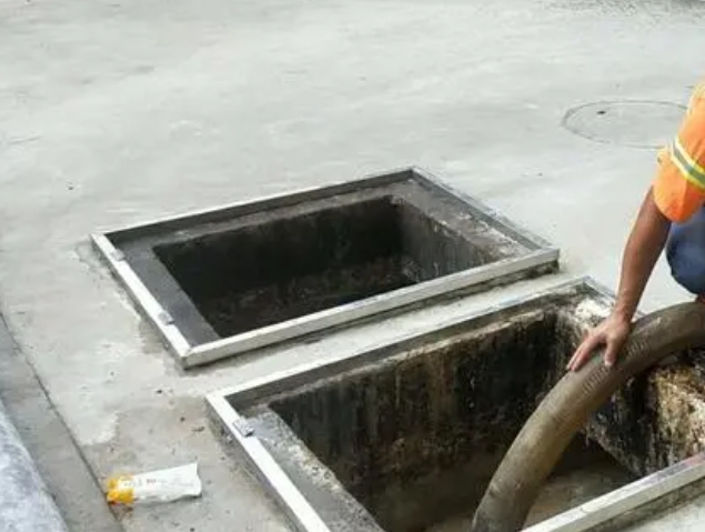 武平化粪池清理
